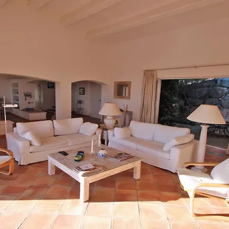 Scenic Golf Villa *